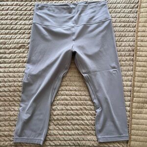 Size 14 lululemon align high rise cropped 21”